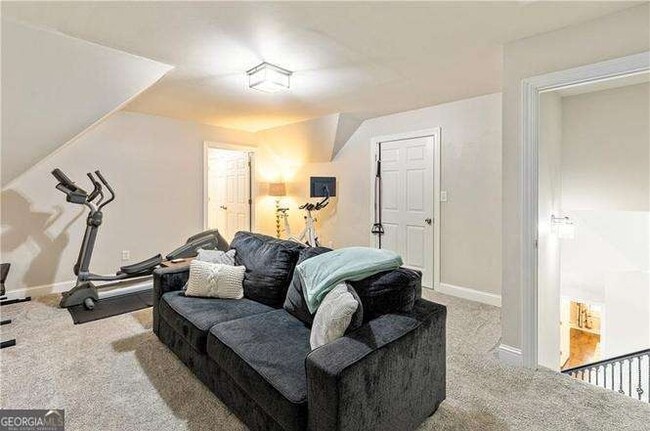 Building Photo - 203 Lenox Dr