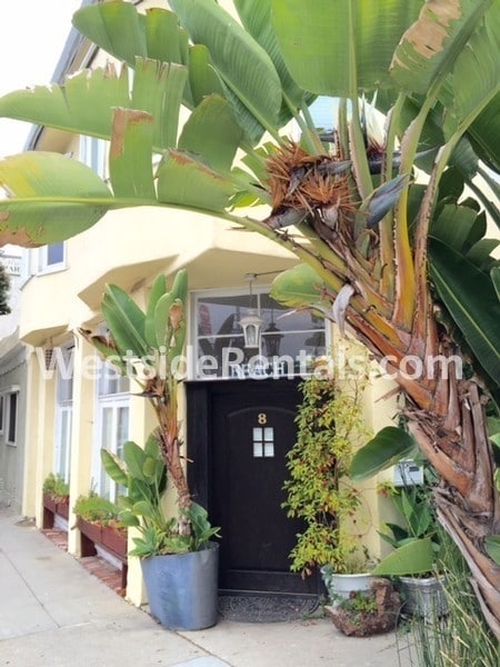 Building Photo - 159 Hollister Ave