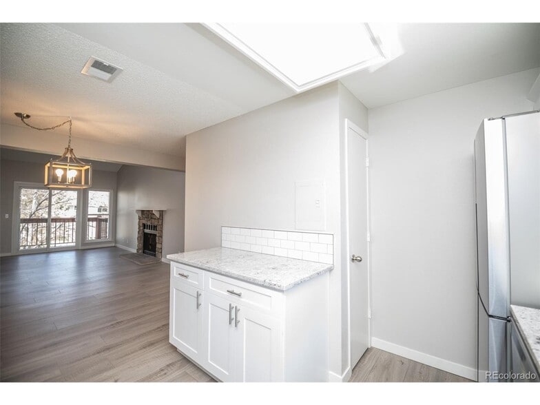 Building Photo - 2725 W 86th Ave