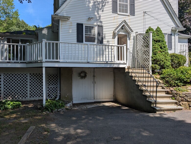 Building Photo - 22 Cleveland Rd