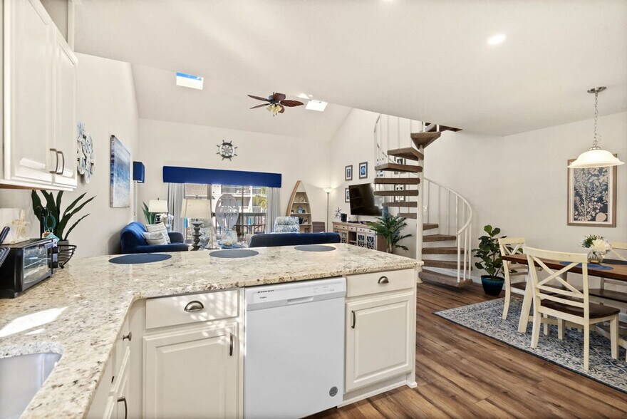 Building Photo - 1908 Hwy 17 S