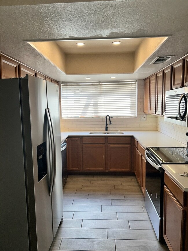 Building Photo - Beautifully Updated 3-Bed, 2-Bath Home in ...