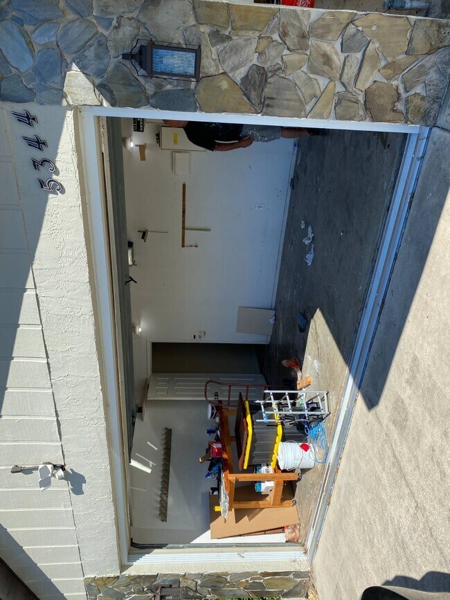 Building Photo - 5344 Elwood Rd