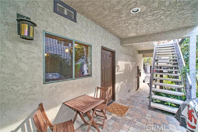 Building Photo - 220 Avenida Lobeiro