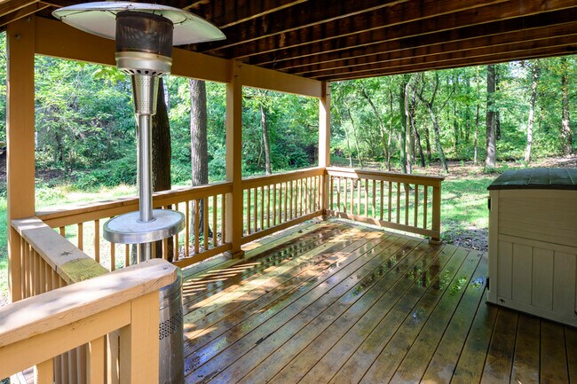 Building Photo - 144 Midland Rd