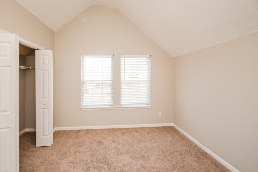 Building Photo - 7307 Atterberry Terrace
