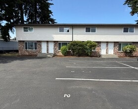 Building Photo - Fully Remodeled 2-Bedroom in Quiet Everett Four-Plex