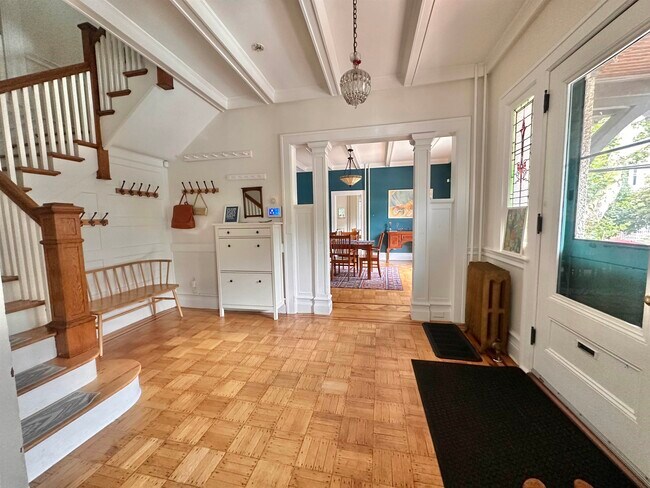 Building Photo - 100 Hauxhurst Ave