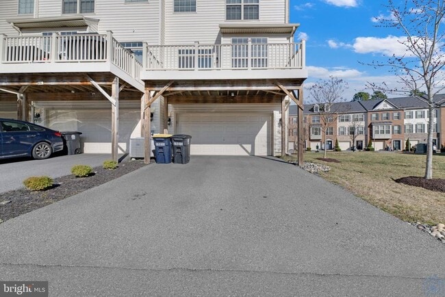 Building Photo - 15211 Lady Lauren Ln