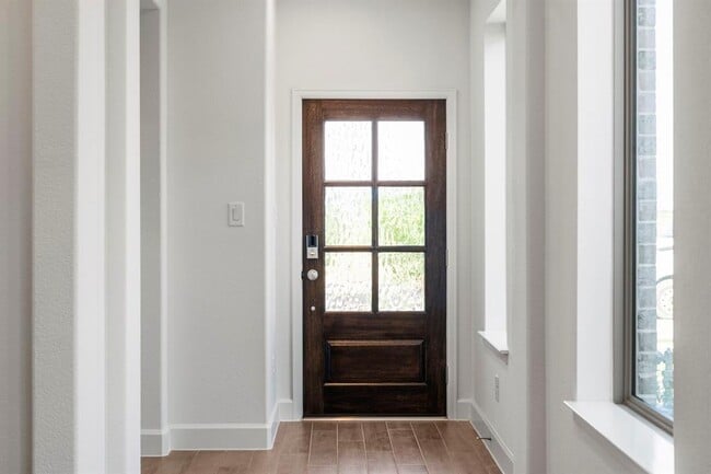 Building Photo - 16310 Rock Hollow Bend Ln