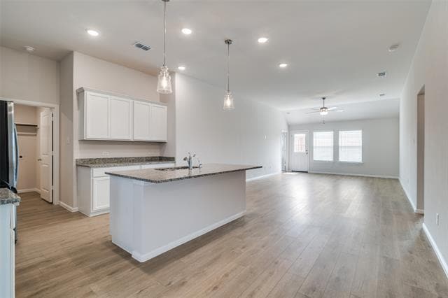 Building Photo - 213 Corcovado Ave