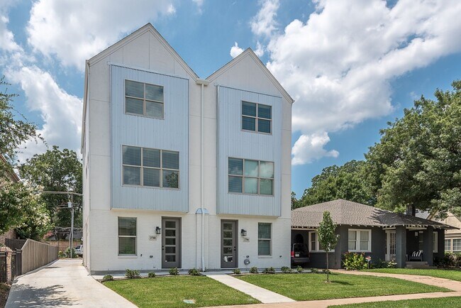 Building Photo - 2701 Lubbock Ave