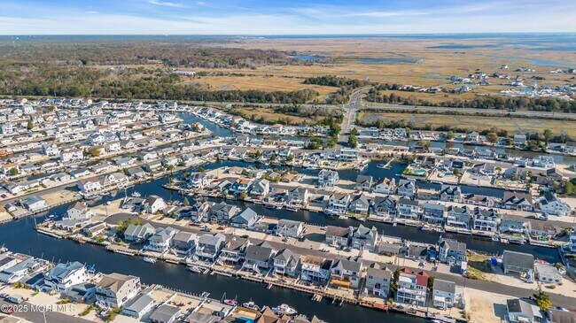 Building Photo - 44 Harold Ln