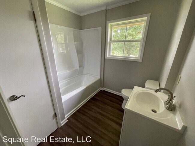Building Photo - 3 br, 2 bath House - 709 Martin Luther Kin...