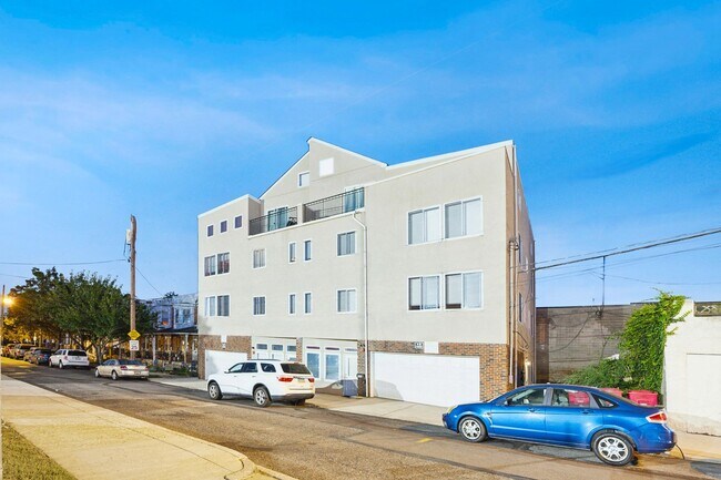 Building Photo - 510 Martin Street