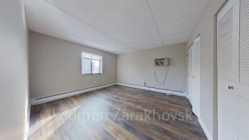 Building Photo - 12 Cottage Ct