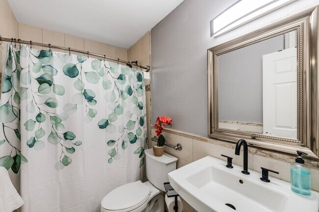 Building Photo - 7326 Winding Star Dr