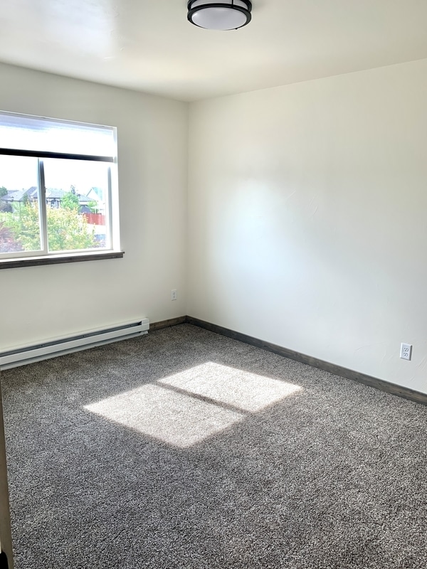 Building Photo - 3375 Blackbird Wy