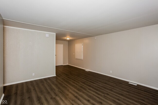 Building Photo - 5101 Patricia St