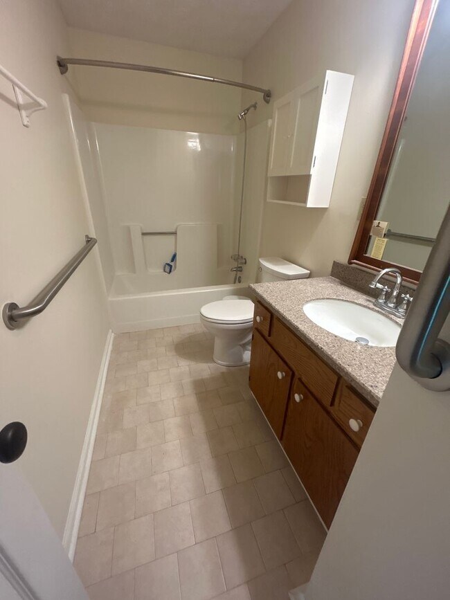 Building Photo - 3 bedroom/2 bath rental home on Ashmore Barden Rd - Lincolnton, GA - $1800/month - price includes...