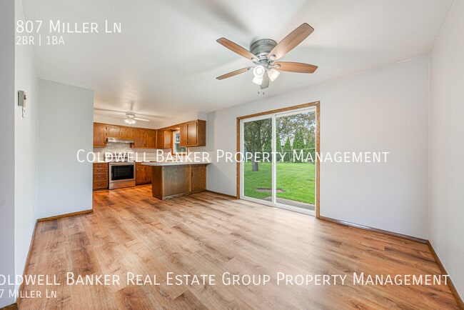 Building Photo - 807 Miller Ln
