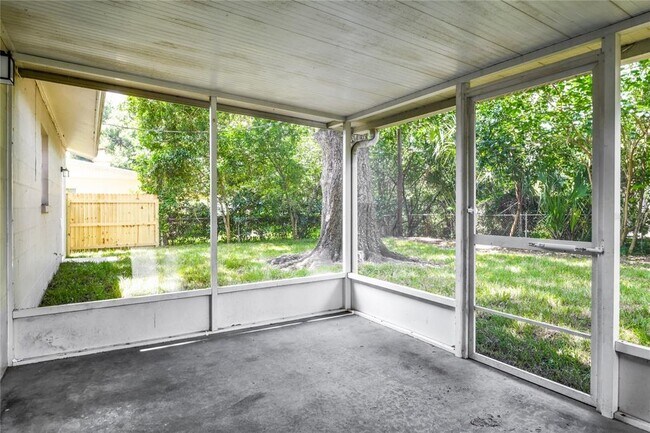 Building Photo - 222 Terrace Dr