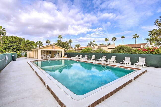 Building Photo - 301 Markley Ct