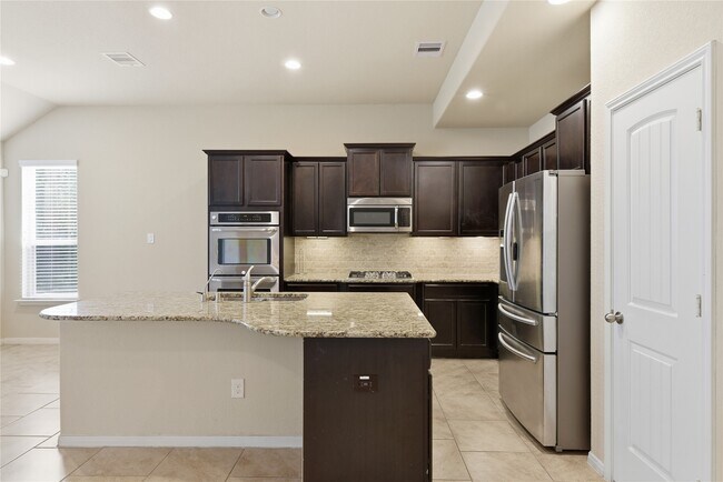 Building Photo - 23207 Verita Ct