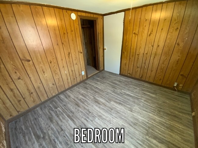 Building Photo - 903 Jewell St