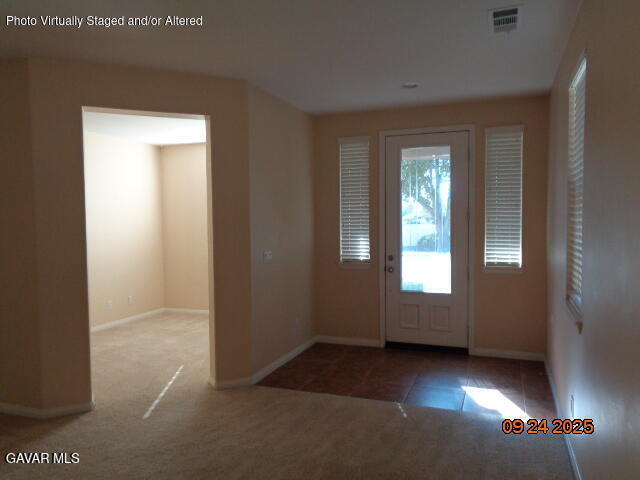 Building Photo - 42308 Klamath Ln