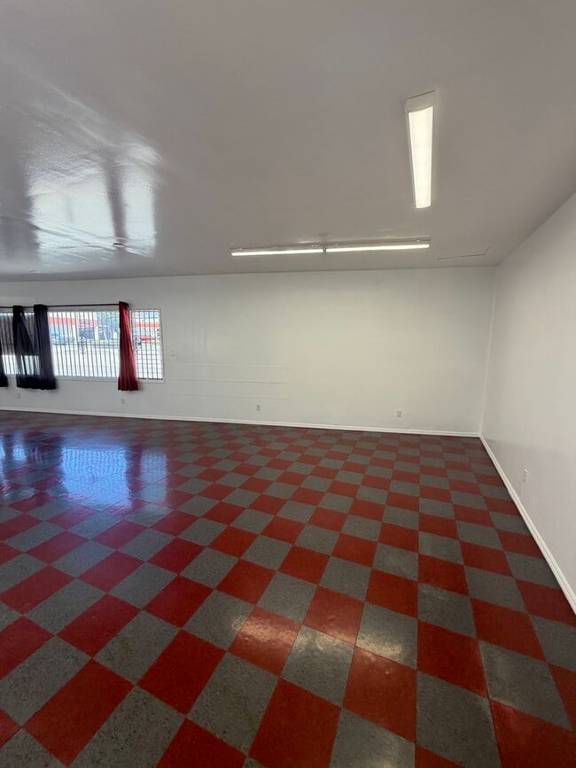 Building Photo - 13501 Paramount Blvd