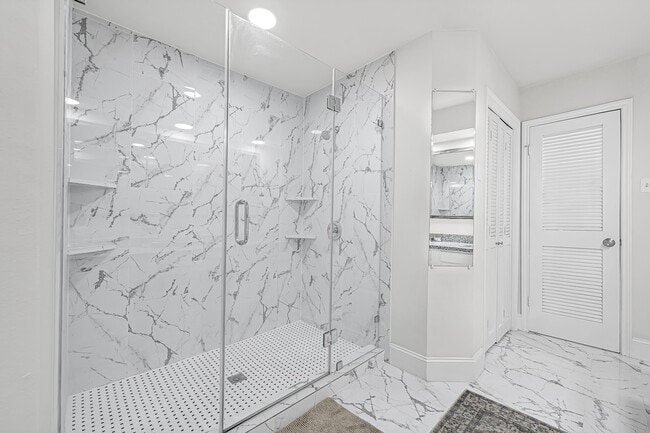 Building Photo - 25418 Tuckahoe Ln