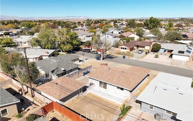 Building Photo - 1326 W Ave H10