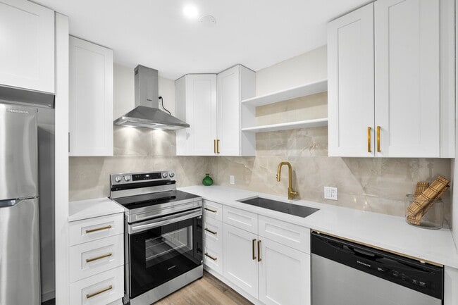 Building Photo - 2012 Brun St