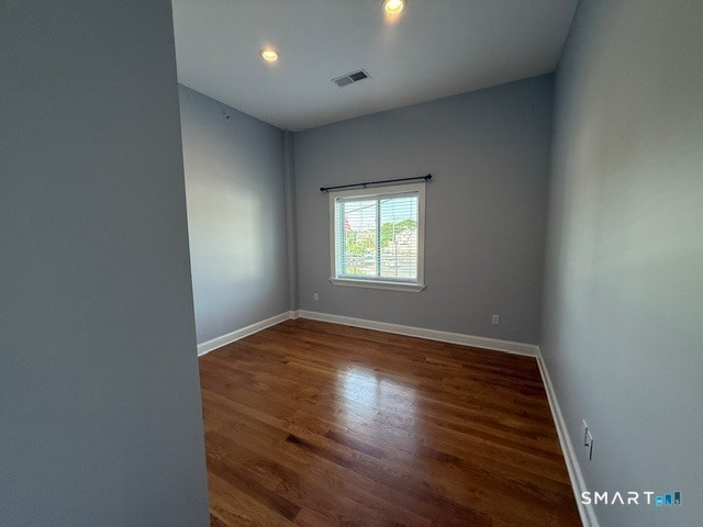Building Photo - 2067 Barnum Ave