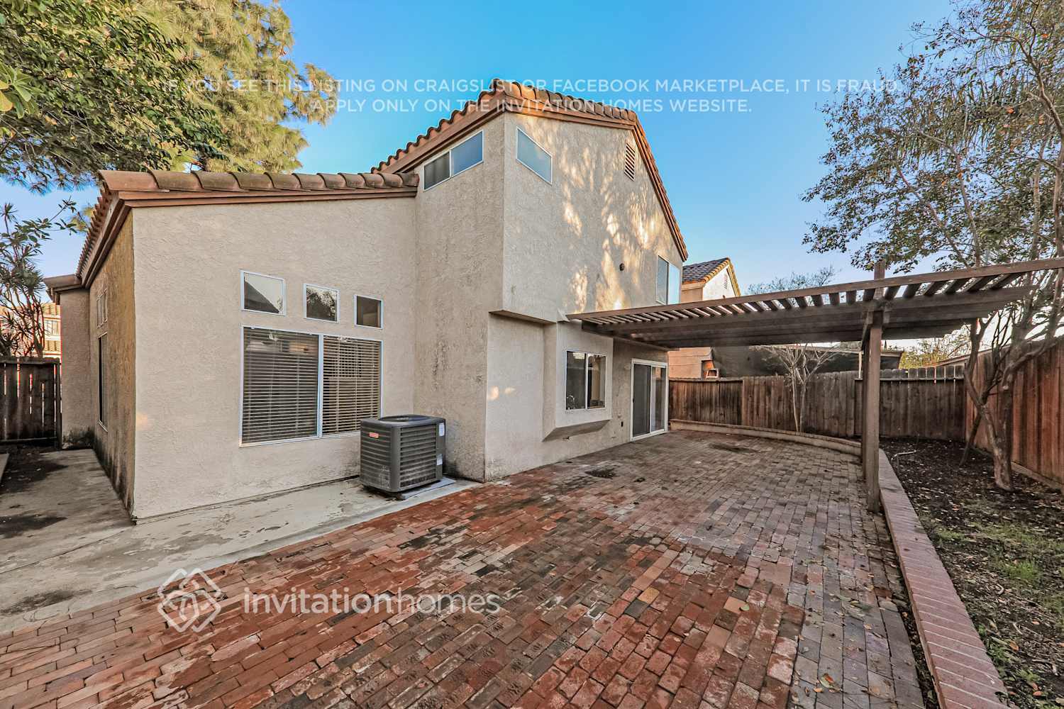 Building Photo - 11460 Winery Dr