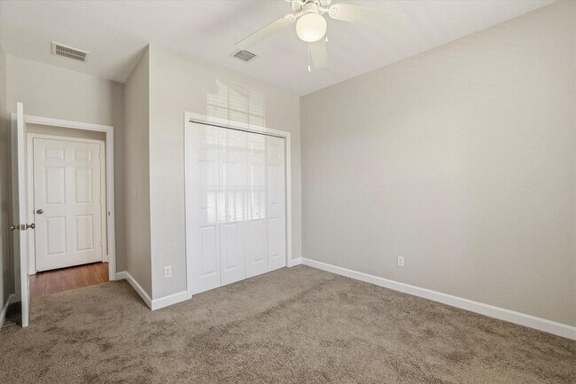 Building Photo - 3316 Calumet Dr