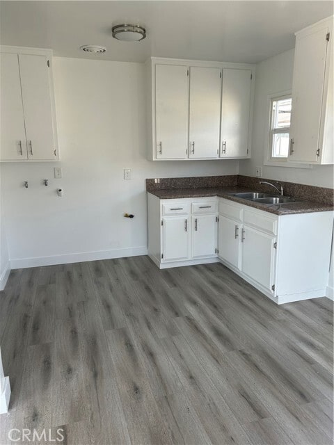 Building Photo - 1373 Laurel Ave