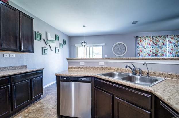 Building Photo - 3707 Villa Rey