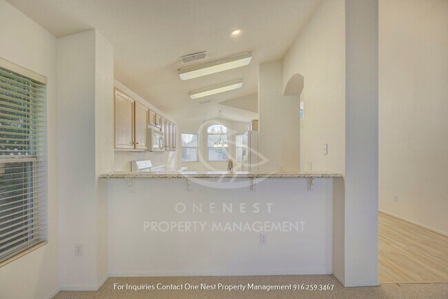 Building Photo - Welcome to Your Dream 55+ Oasis in Sun City Roseville!