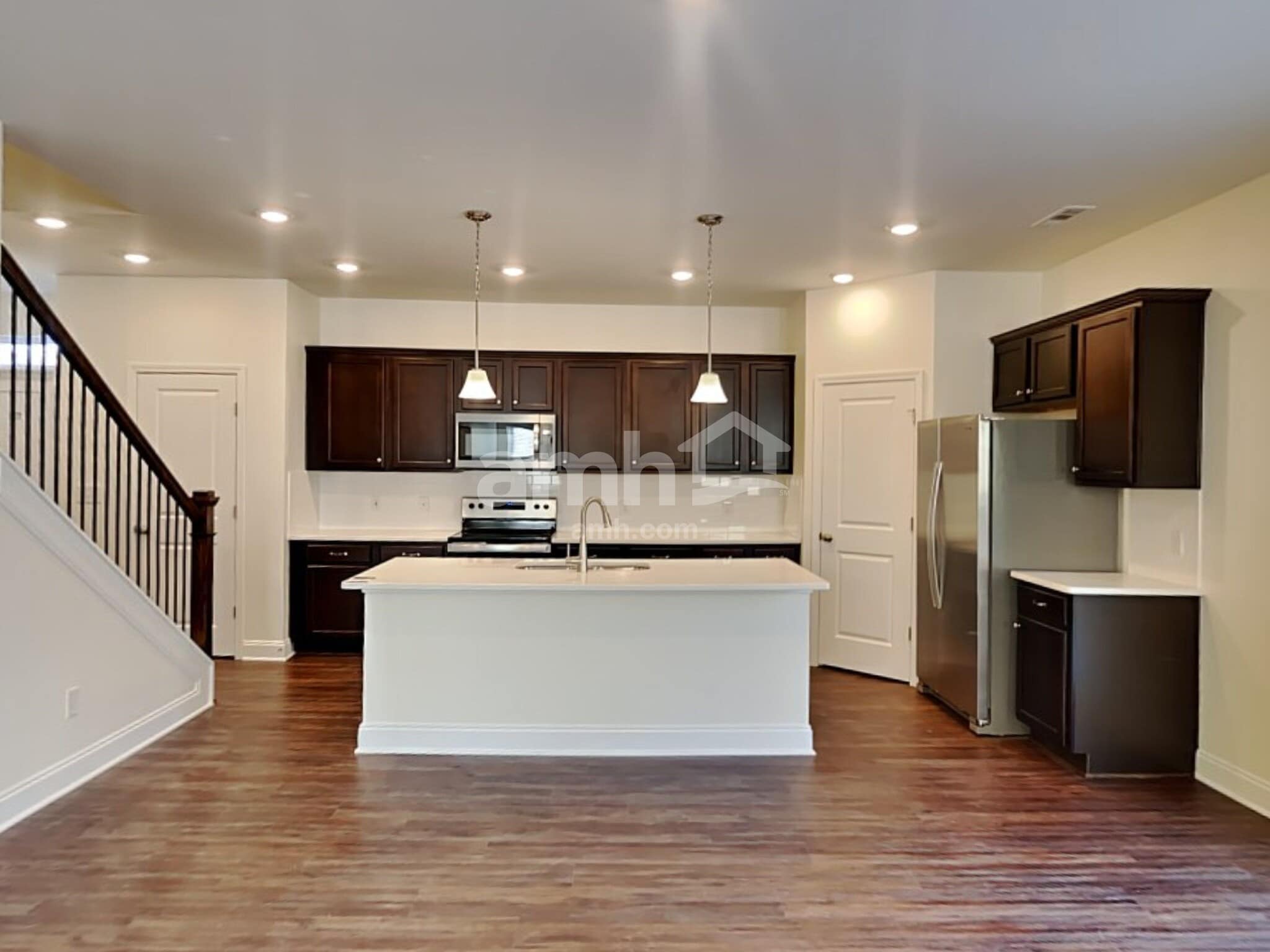 Building Photo - 118 Marin Dr