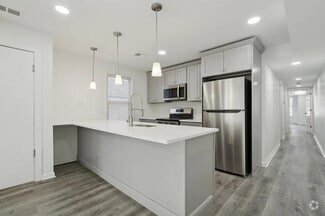 Building Photo - 146 Nassau St
