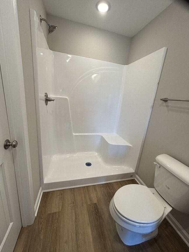 Building Photo - 102 Bradfield Cir