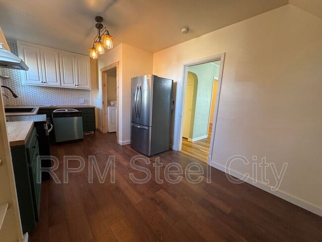 Building Photo - 908 Spruce St