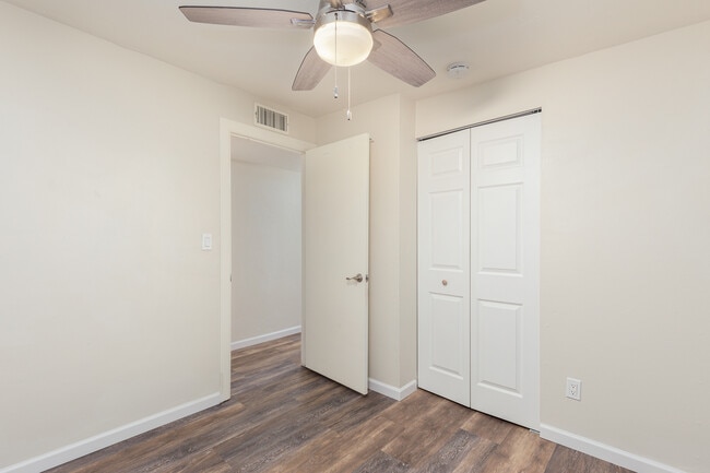 Building Photo - 8145 E Nicaragua Dr