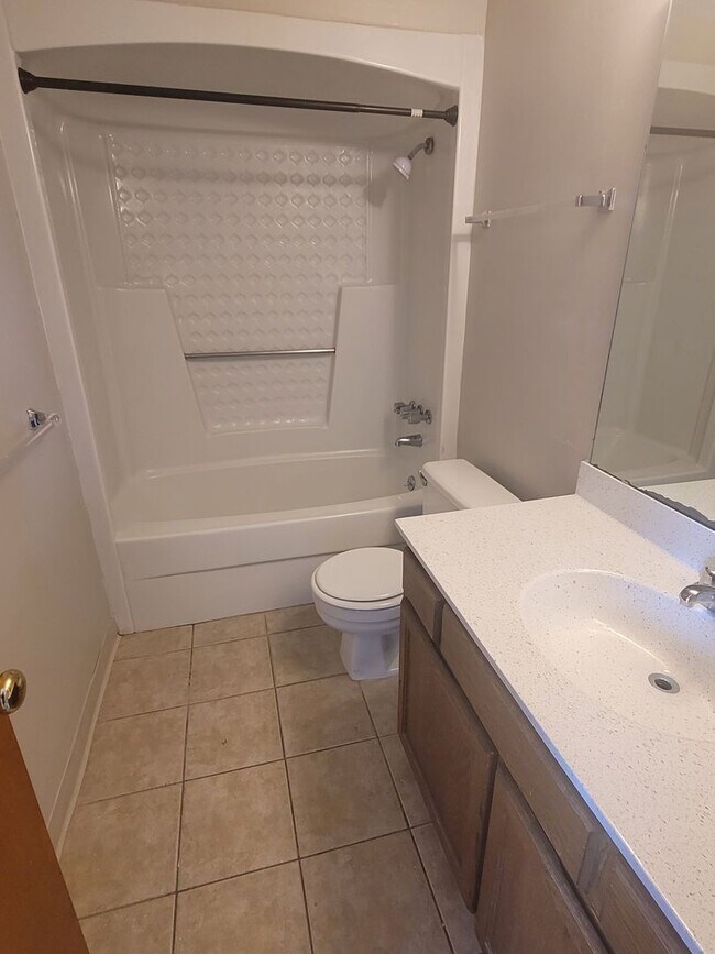 Building Photo - Five Points - Plaza Center