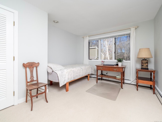 Building Photo - 21 Pent Rd