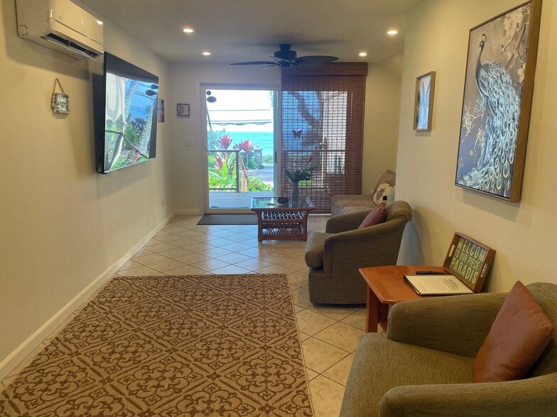 Building Photo - 4780 Lower Honoapiilani Rd