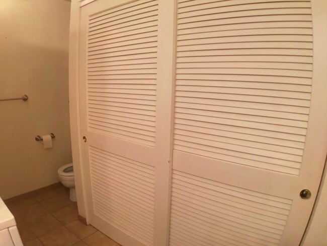 Building Photo - Desirable ground floor studio in Waipio Gentry