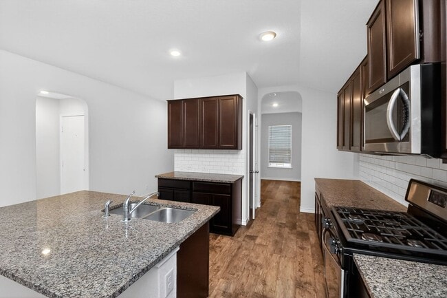 Building Photo - Modern 3BR Home w/ Open Floor Plan in Growing San Antonio Area